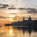Beautiful, With Wifi & Ac By 360 Estates * Gzira