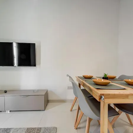 Apartment Beautiful, With Wifi & Ac By 360 Estates