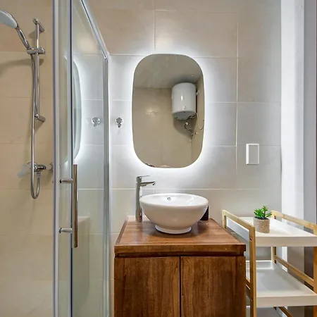 Apartment Beautiful, With Wifi & Ac By 360 Estates