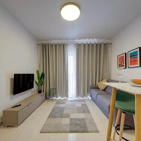 Beautiful, With Wifi & Ac By 360 Estates