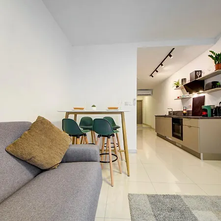 Apartment Beautiful, With Wifi & Ac By 360 Estates